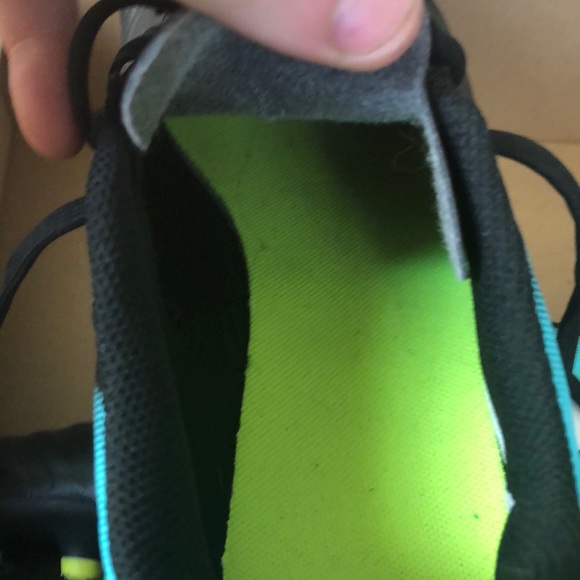 nike cleats - Picture 3 of 4